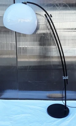 Outlet Pamono Vintage Adjustable German Arch Lamp from the 1970s with a Black Painted Metal Frame and White Plastic Screen, Unkns