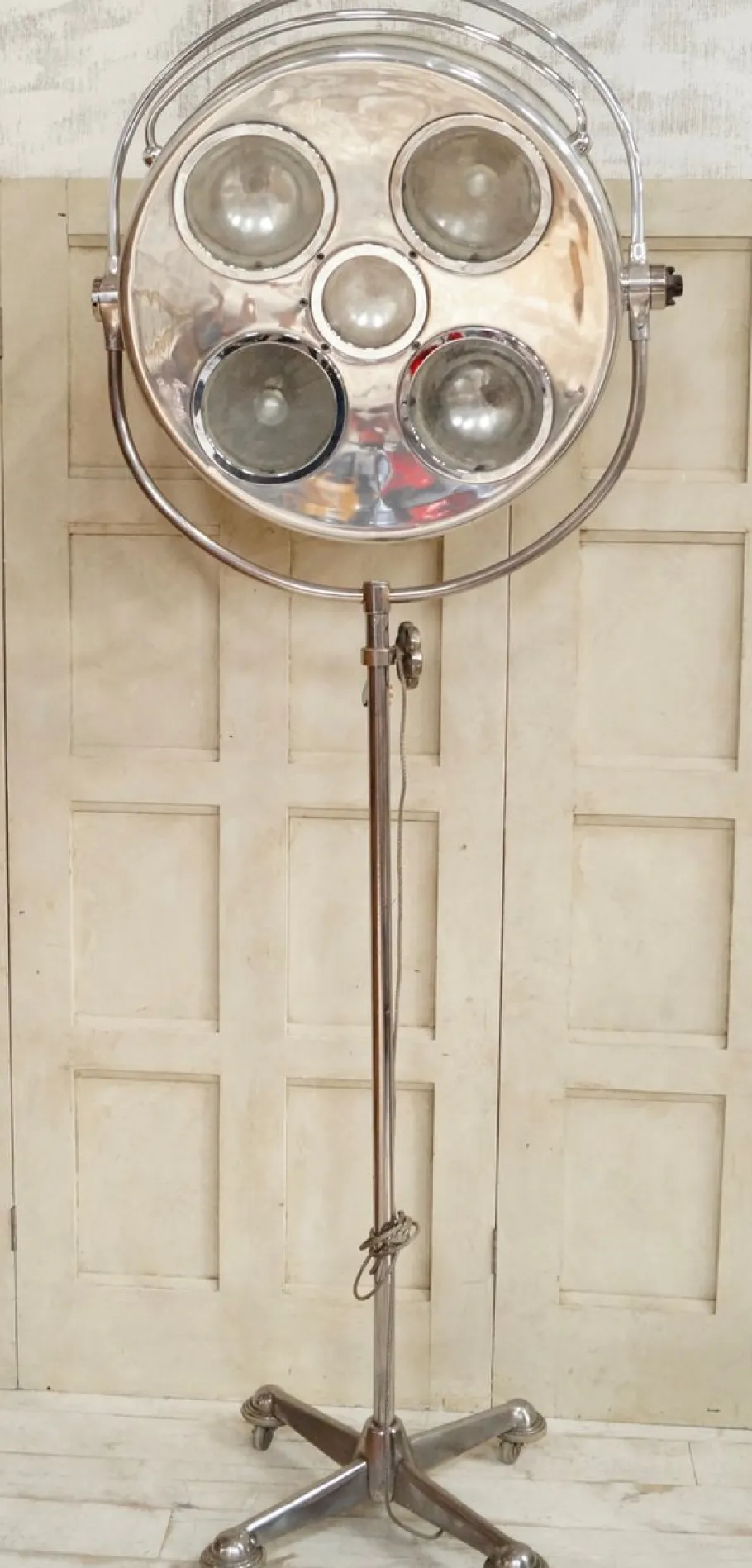 Online Pamono Vintage Ajustable Operating Lamp, 1950