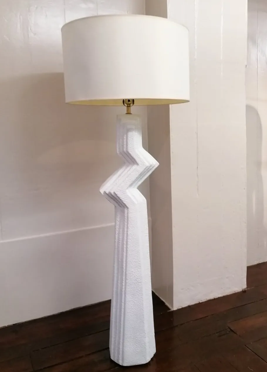 Pamono Vintage American Postmodern Textured Plaster Zig Zag Floor Lamp, 1980s