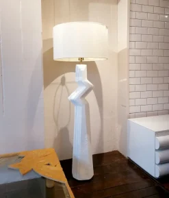 Pamono Vintage American Postmodern Textured Plaster Zig Zag Floor Lamp, 1980s