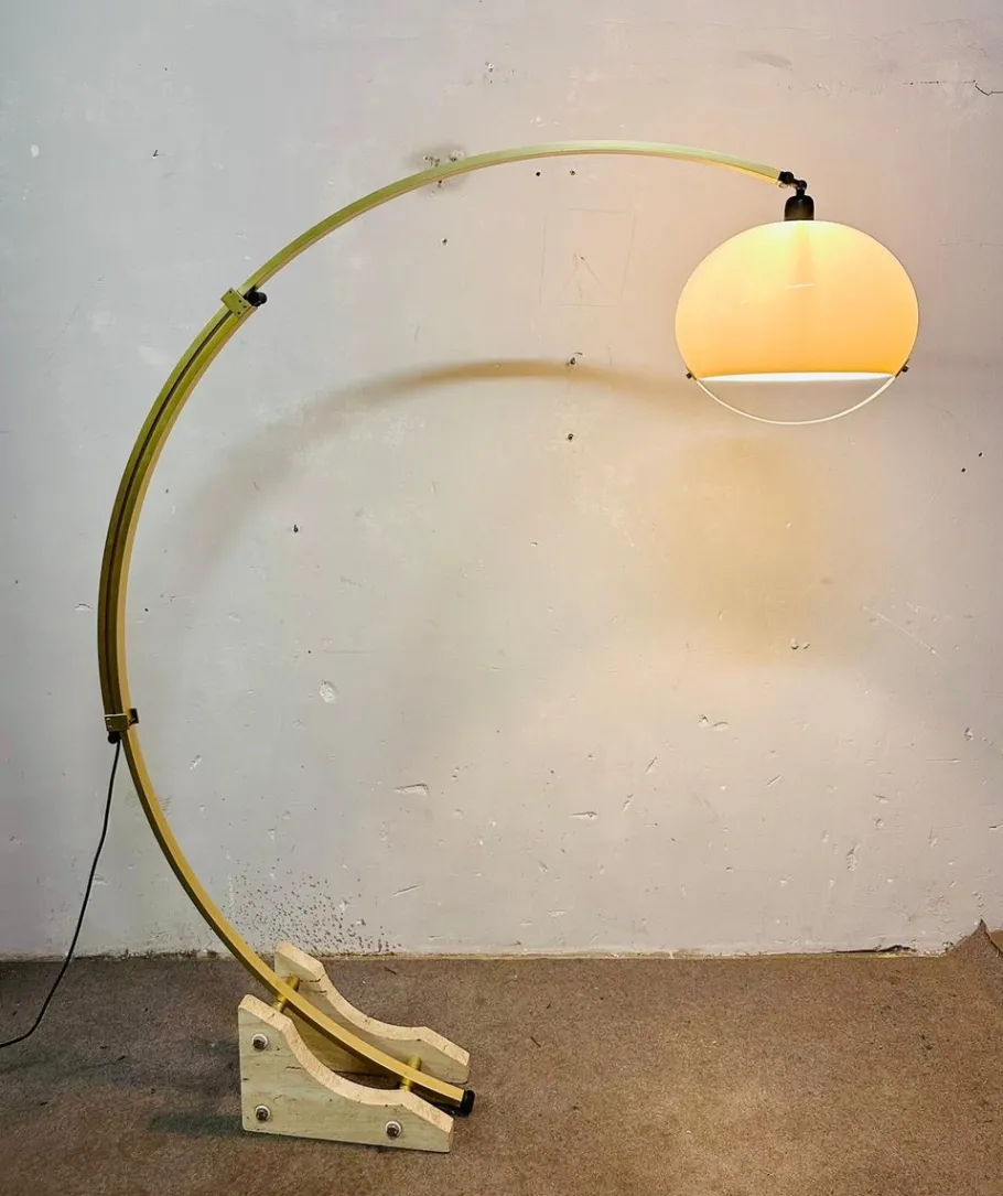 New Pamono Vintage Arched Floor Lamp, 1970s