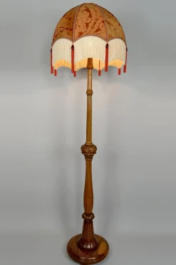 Online Pamono Vintage Art Deco Floor Lamp in Carved Oak, 1920