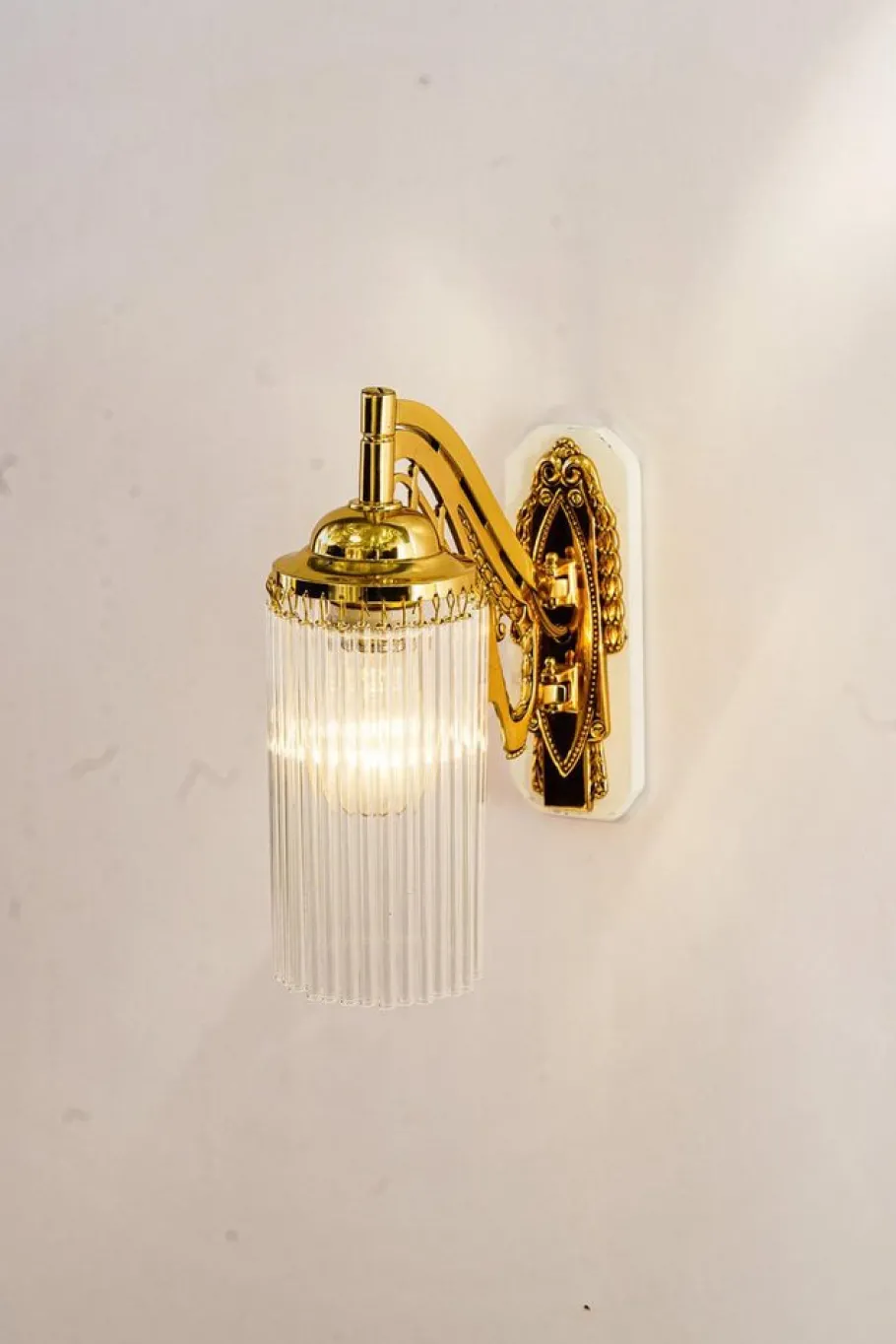 Sale Pamono Vintage Art Deco Wall Lamps, 1920s, Set of 2