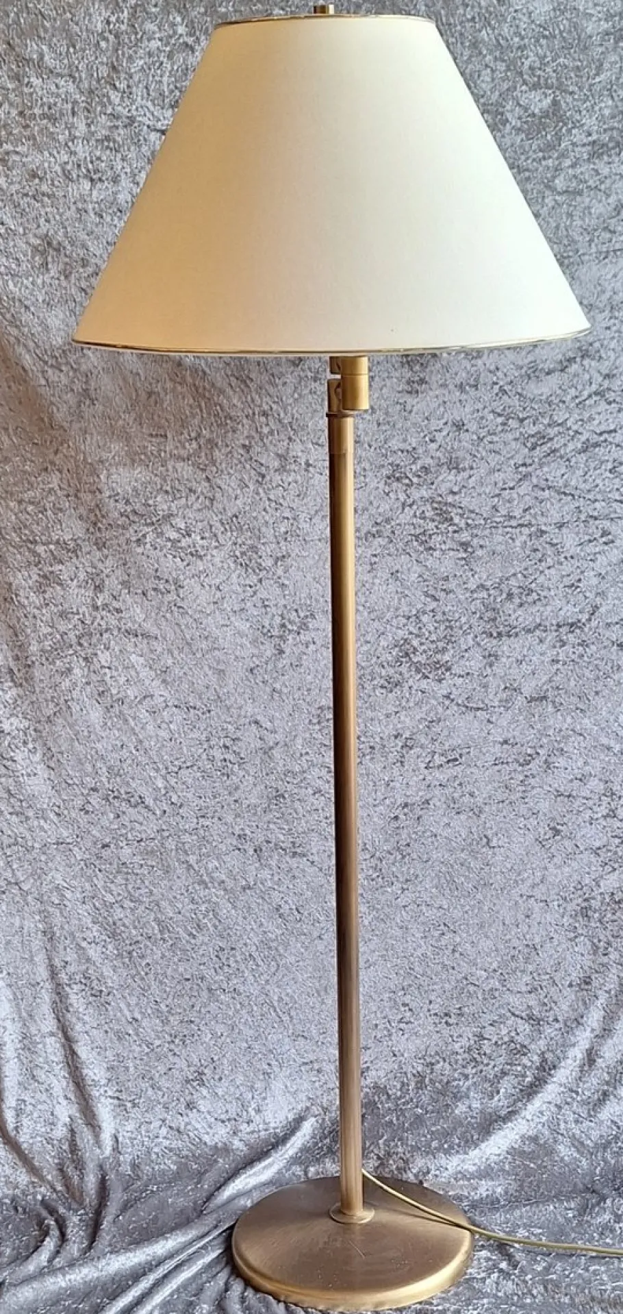Online Pamono Vintage Brass Floor Lamp with Cream Fabric Shade and Swivel Arm, 1980s