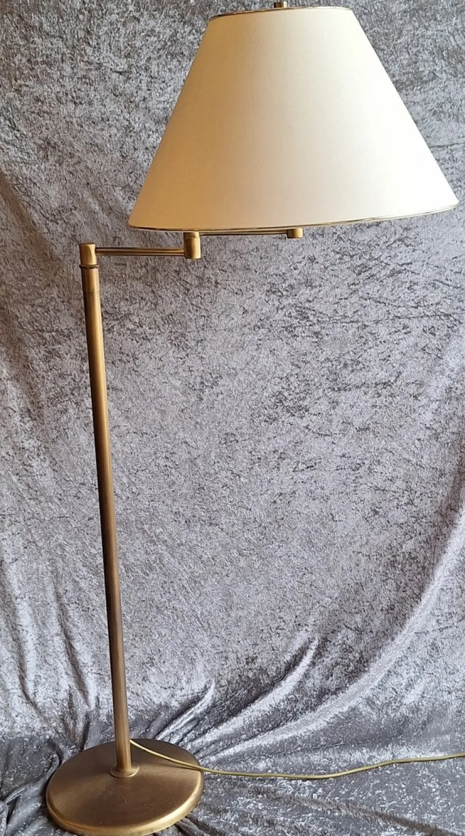 Online Pamono Vintage Brass Floor Lamp with Cream Fabric Shade and Swivel Arm, 1980s