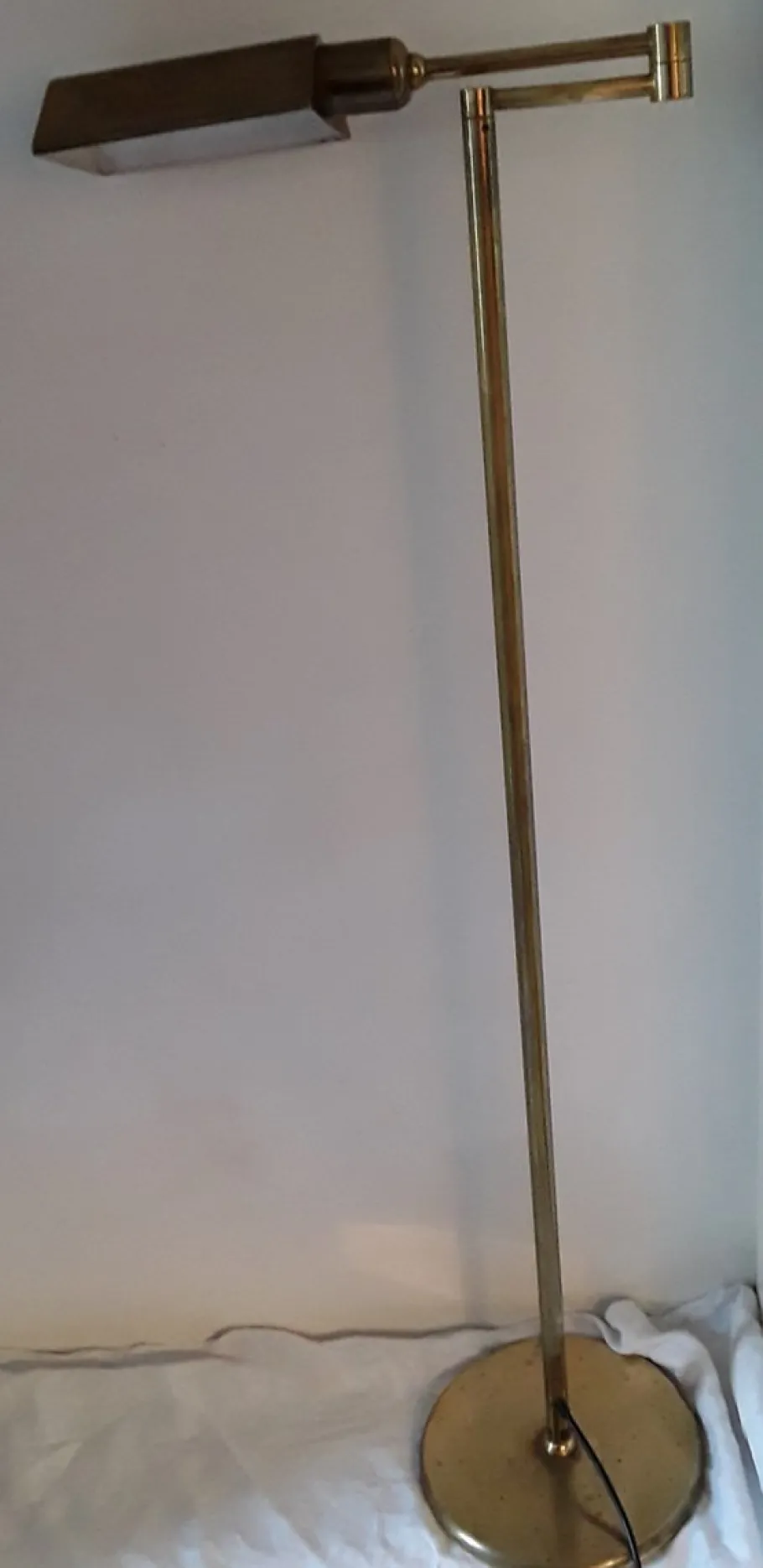 Pamono Vintage Brass Swivel Floor Lamp, 1970s