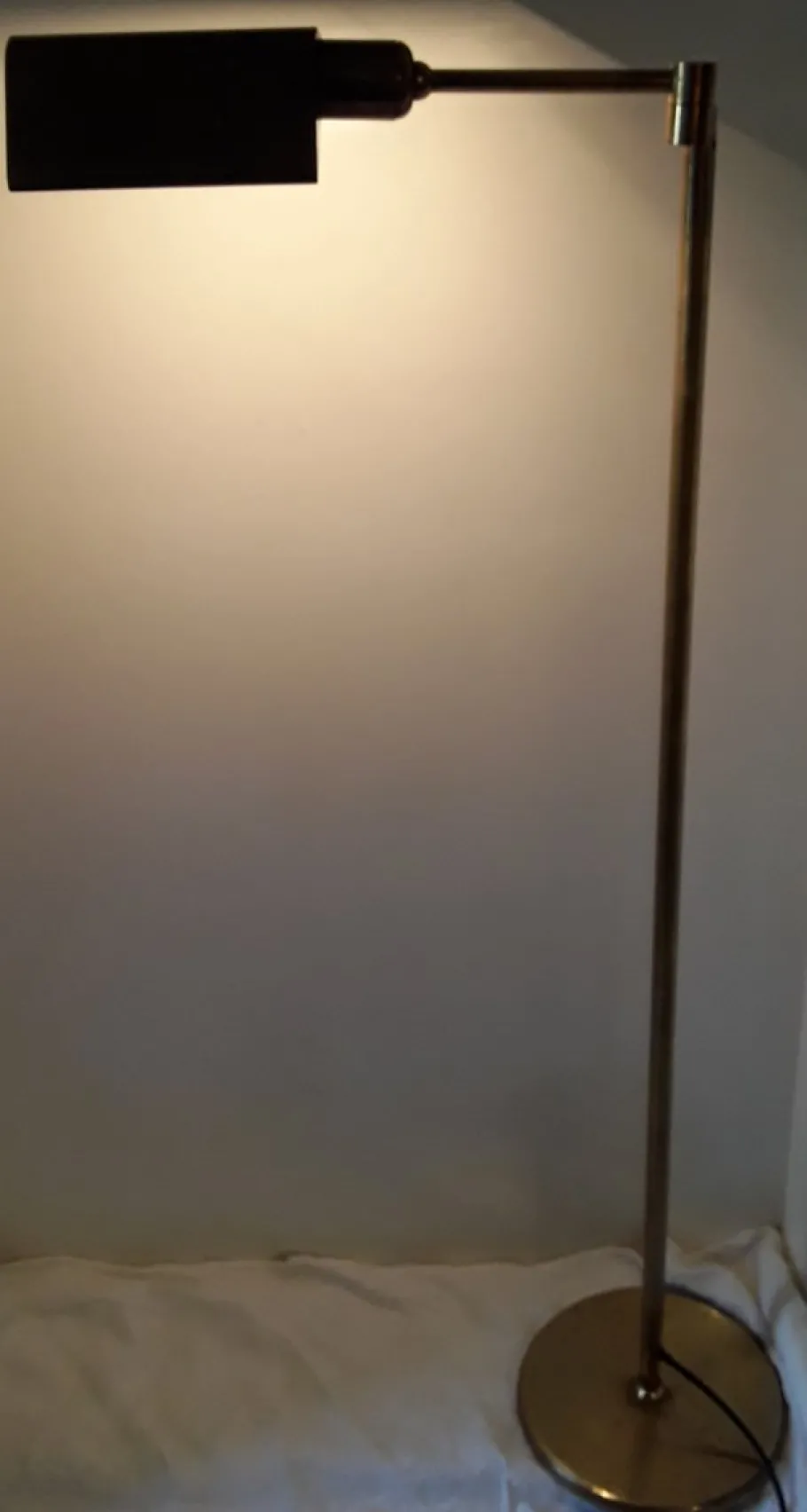 Pamono Vintage Brass Swivel Floor Lamp, 1970s