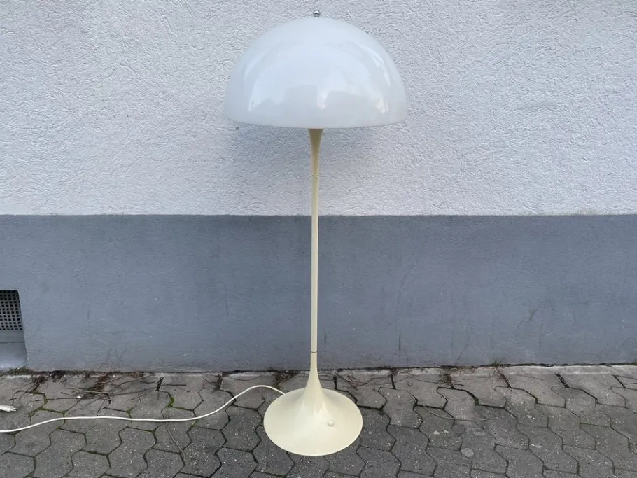 Sale Pamono Vintage Danish Panthella Floor Lamp by Verner Panton for Louis Poulsen, 1970s