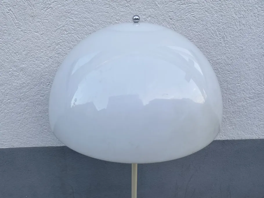 Sale Pamono Vintage Danish Panthella Floor Lamp by Verner Panton for Louis Poulsen, 1970s