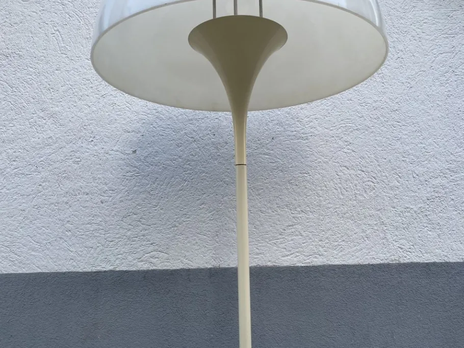 Sale Pamono Vintage Danish Panthella Floor Lamp by Verner Panton for Louis Poulsen, 1970s