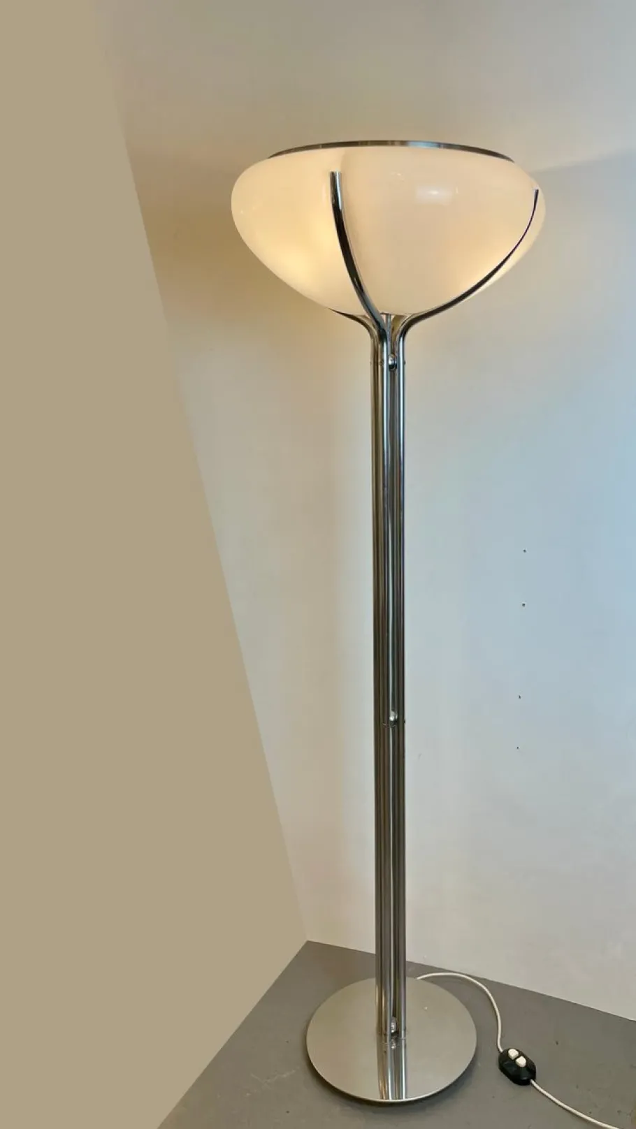 Best Pamono Vintage Floor Lamp by Gae Aulenti for Harvey Guzzini, 1970s