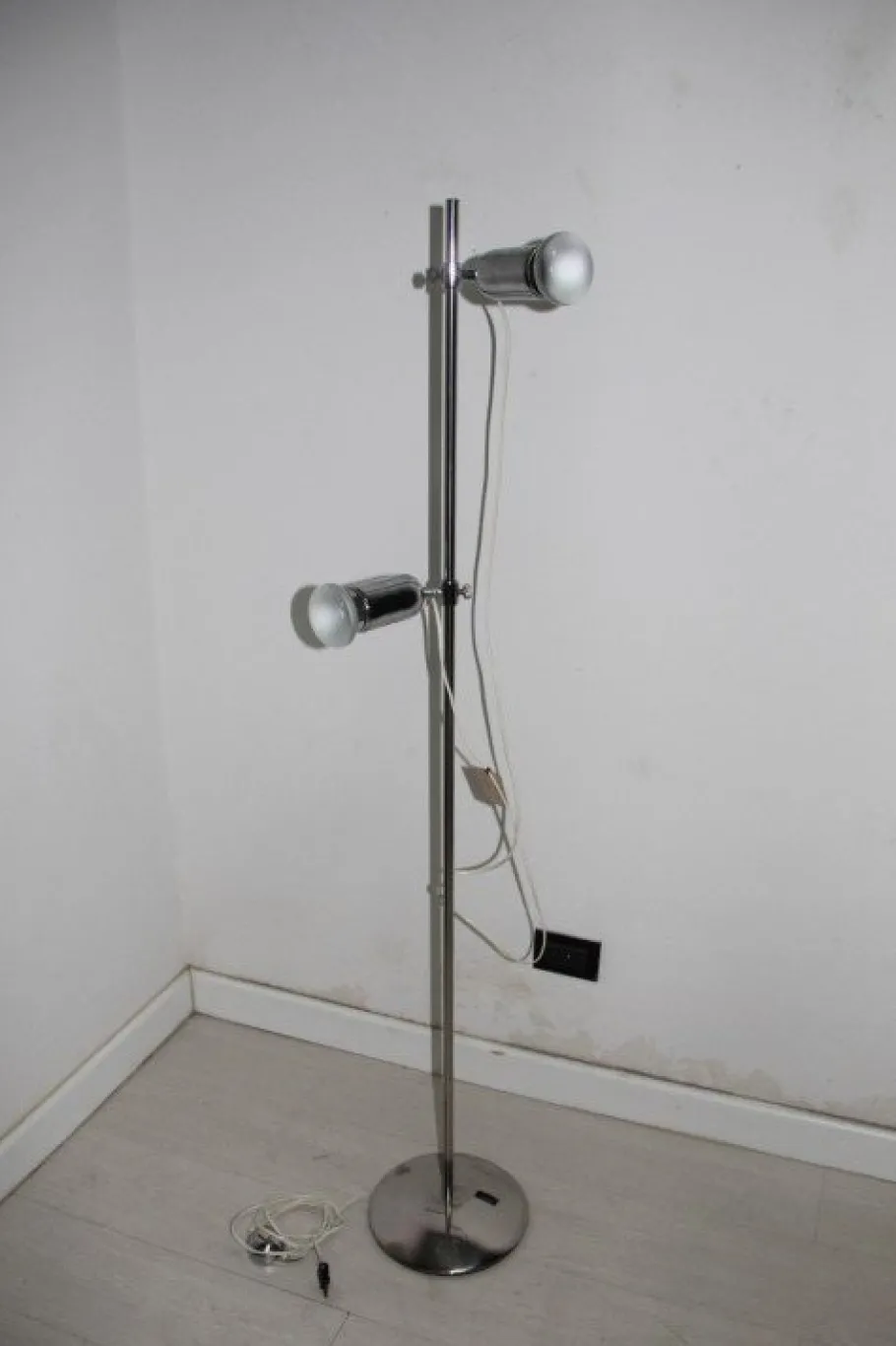 Online Pamono Vintage Floor Lamp from Reggiani