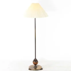 Sale Pamono Vintage Floor Lamp in Brass and Wood, 1970s