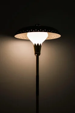 Best Pamono Vintage Floor Lamp in Opaline Glass and Lacquered Metal, 1950s