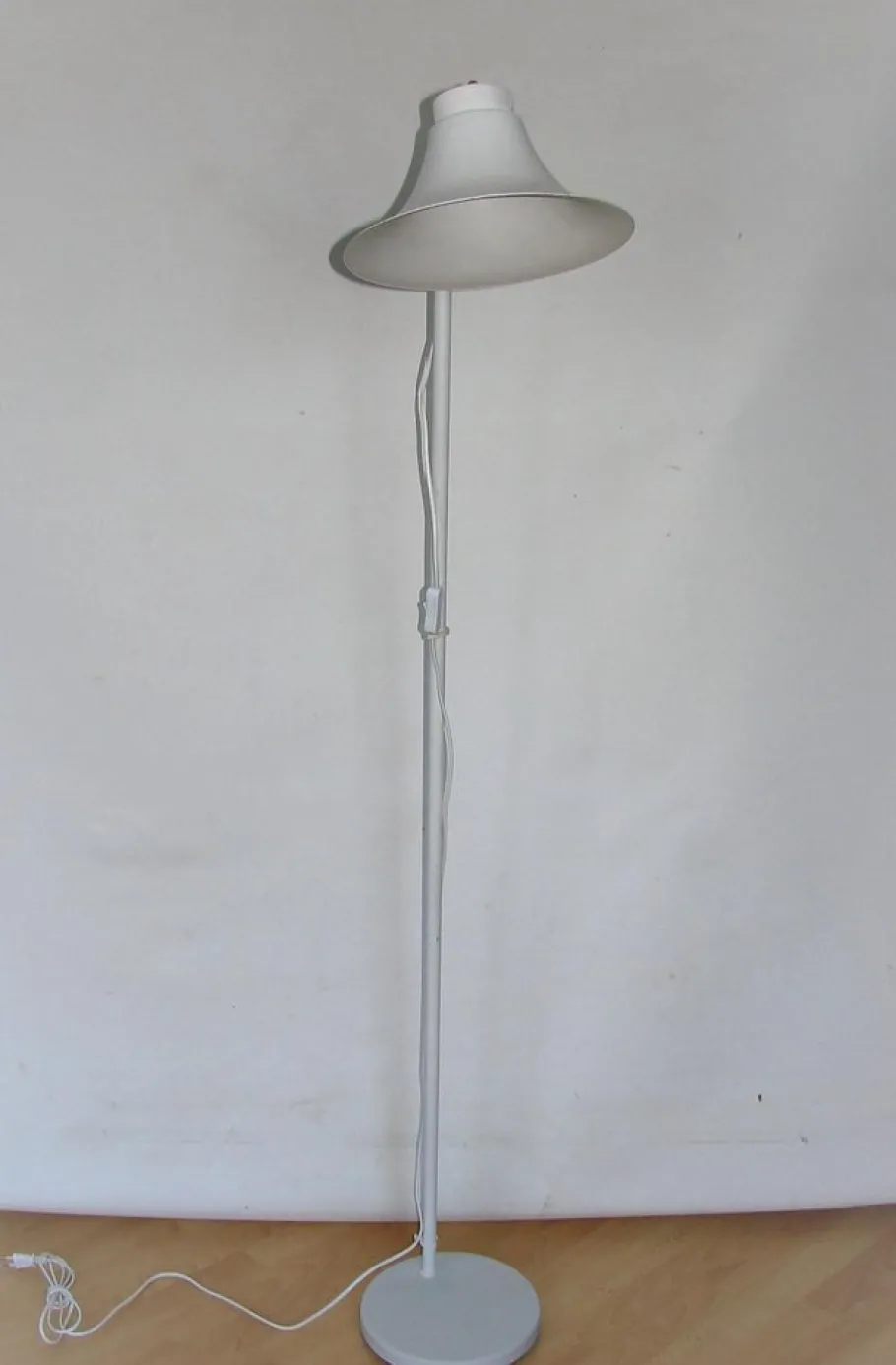 Clearance Pamono Vintage Floor Lamp, 1990s