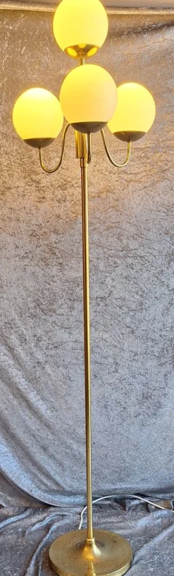 Best Pamono Vintage Floor Lamp with Brass Frame and Four White Opaque Spherical Glass Shades, 1970s
