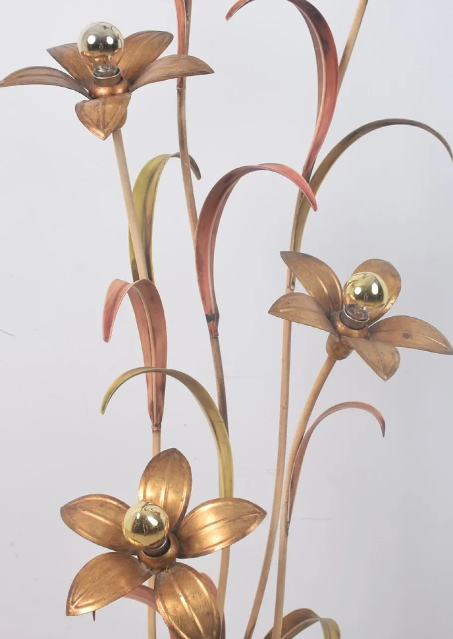 Sale Pamono Vintage Flower Floor Light, 1970s