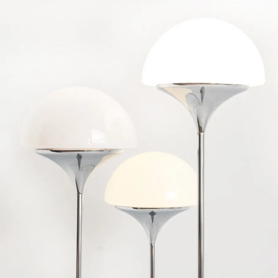 Sale Pamono Vintage Foot Lamp by Leonardo Maroreli for Estiluz, Spain, 1970s