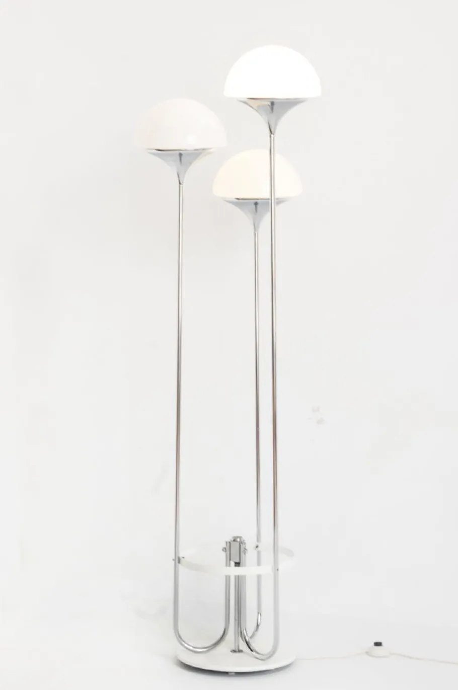 Sale Pamono Vintage Foot Lamp by Leonardo Maroreli for Estiluz, Spain, 1970s