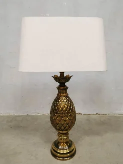 Sale Pamono Vintage French Brass Pineapple Table Lamp