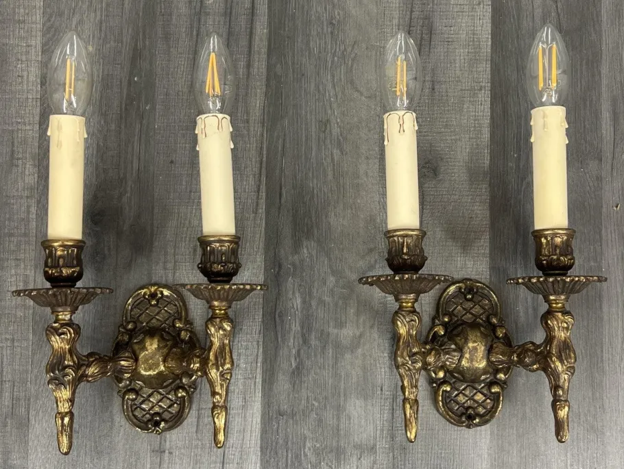 Sale Pamono Vintage French Wall Lamps in Brass, Set of 2
