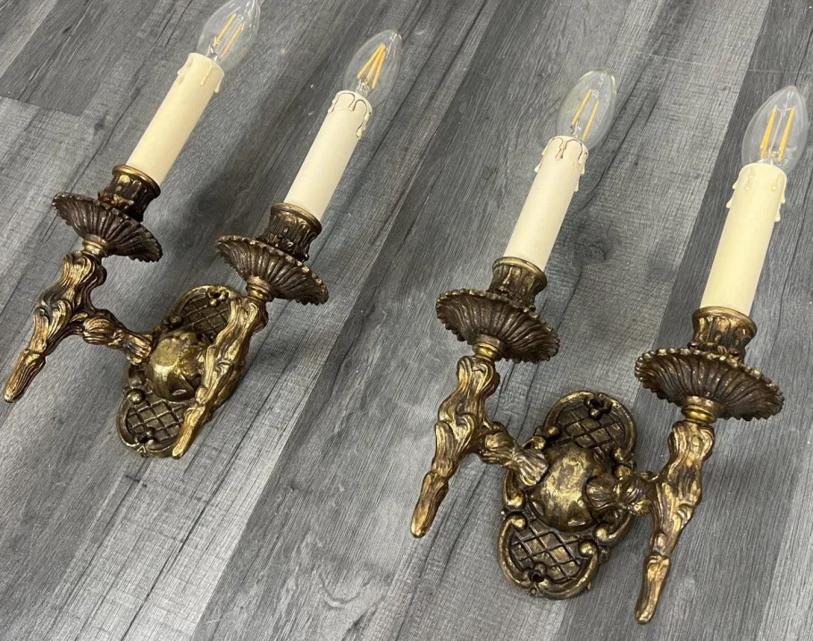 Sale Pamono Vintage French Wall Lamps in Brass, Set of 2