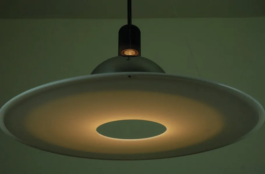 Sale Pamono Vintage Frisbi 850 Pendant Lamp by Achille Castiglioni for Flos, 1980s