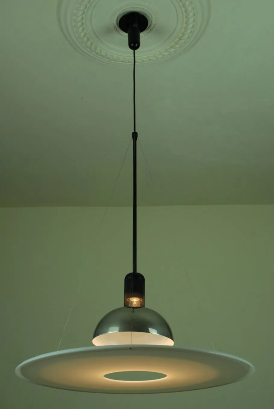 Sale Pamono Vintage Frisbi 850 Pendant Lamp by Achille Castiglioni for Flos, 1980s