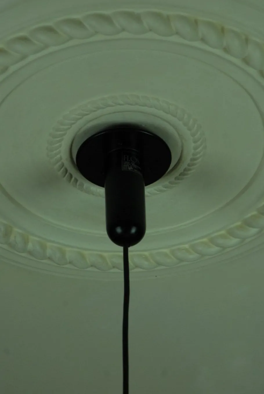 Sale Pamono Vintage Frisbi 850 Pendant Lamp by Achille Castiglioni for Flos, 1980s