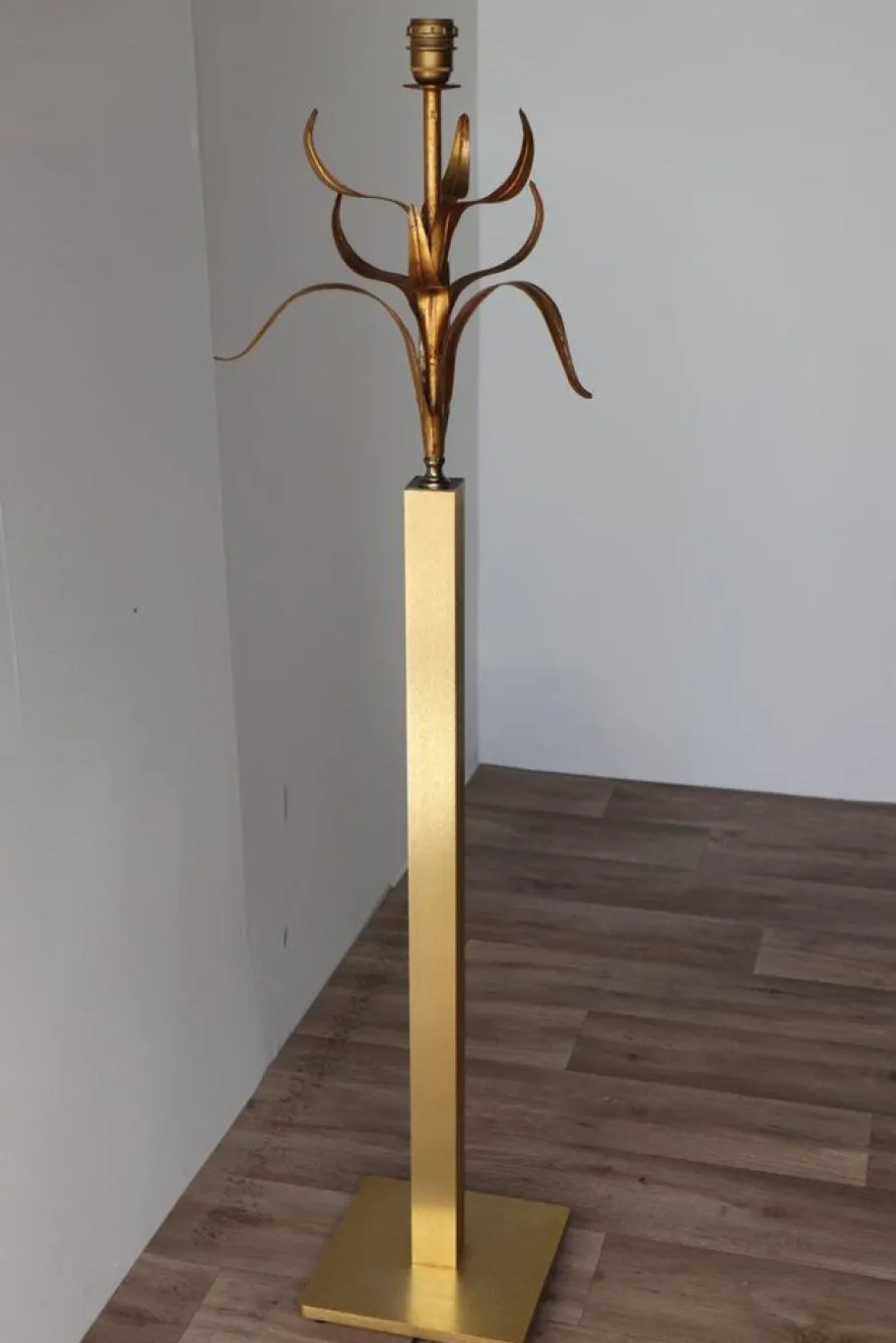 Sale Pamono Vintage Gold Metal Floor Lamp, 1970s