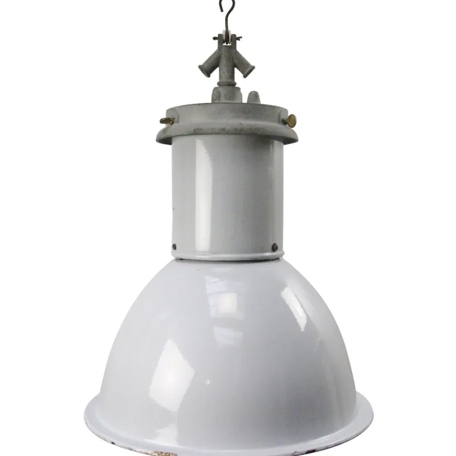 Sale Pamono Vintage Industrial British Gray Enamel Pedant Light, 1950s