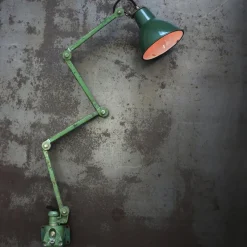 Sale Pamono Vintage Industrial Green Metal 4-Arm Machinist Work Wall Light from Dugdills, UK