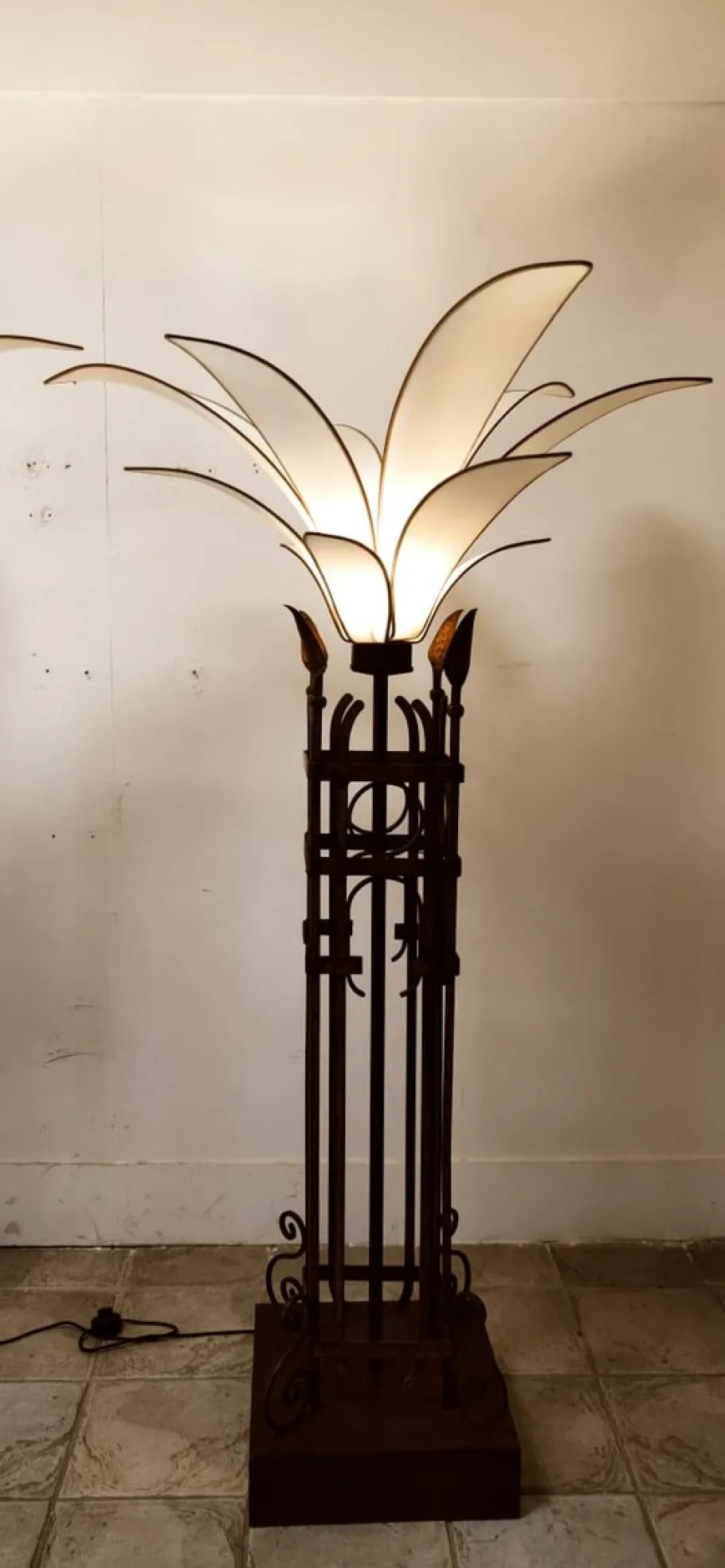 Pamono Vintage Iron Palm Tre Floor Lamp with Fabric Petals