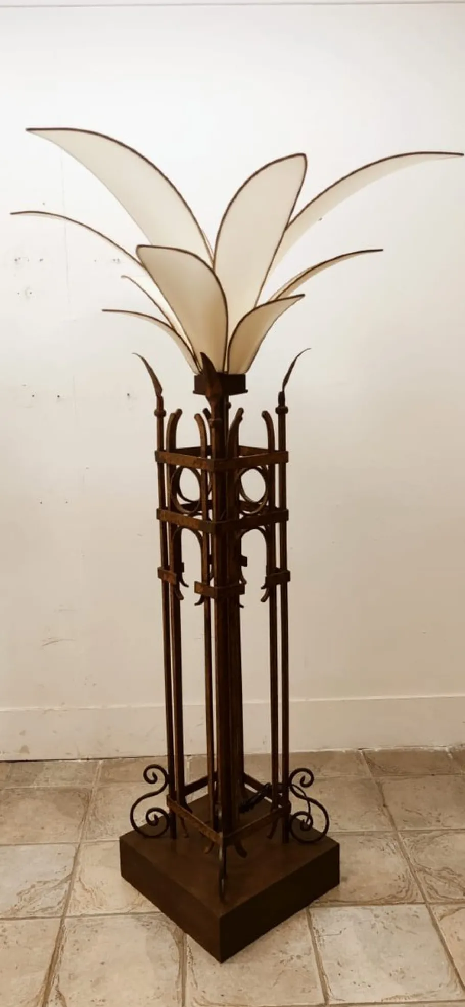 Pamono Vintage Iron Palm Tre Floor Lamp with Fabric Petals