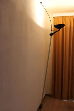 New Pamono Vintage Italian Adjustable Floor to Ceiling Uplighter Lamp by René Kemna for Sirrah Gruppo Iguzzini