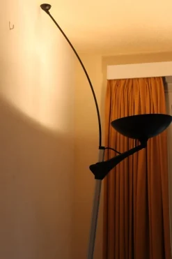 New Pamono Vintage Italian Adjustable Floor to Ceiling Uplighter Lamp by René Kemna for Sirrah Gruppo Iguzzini