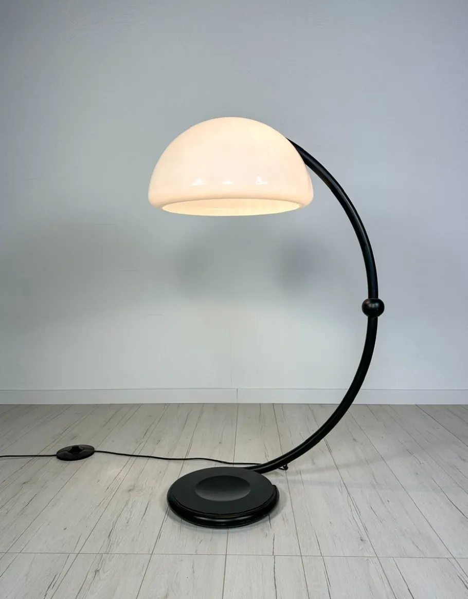 Pamono Vintage Italian Black Serpente Floor Lamp by Elio Martinelli for Martinelli Luce, 1960s