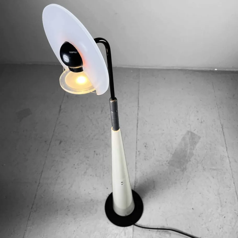 Clearance Pamono Vintage Italian Floor Lamp by Giuseppe Ramella for Arteluce, 1980s