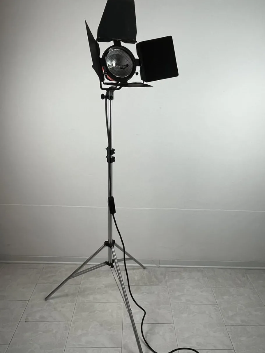 Hot Pamono Vintage Italian Lamp in Glossy Aluminum, 1980s