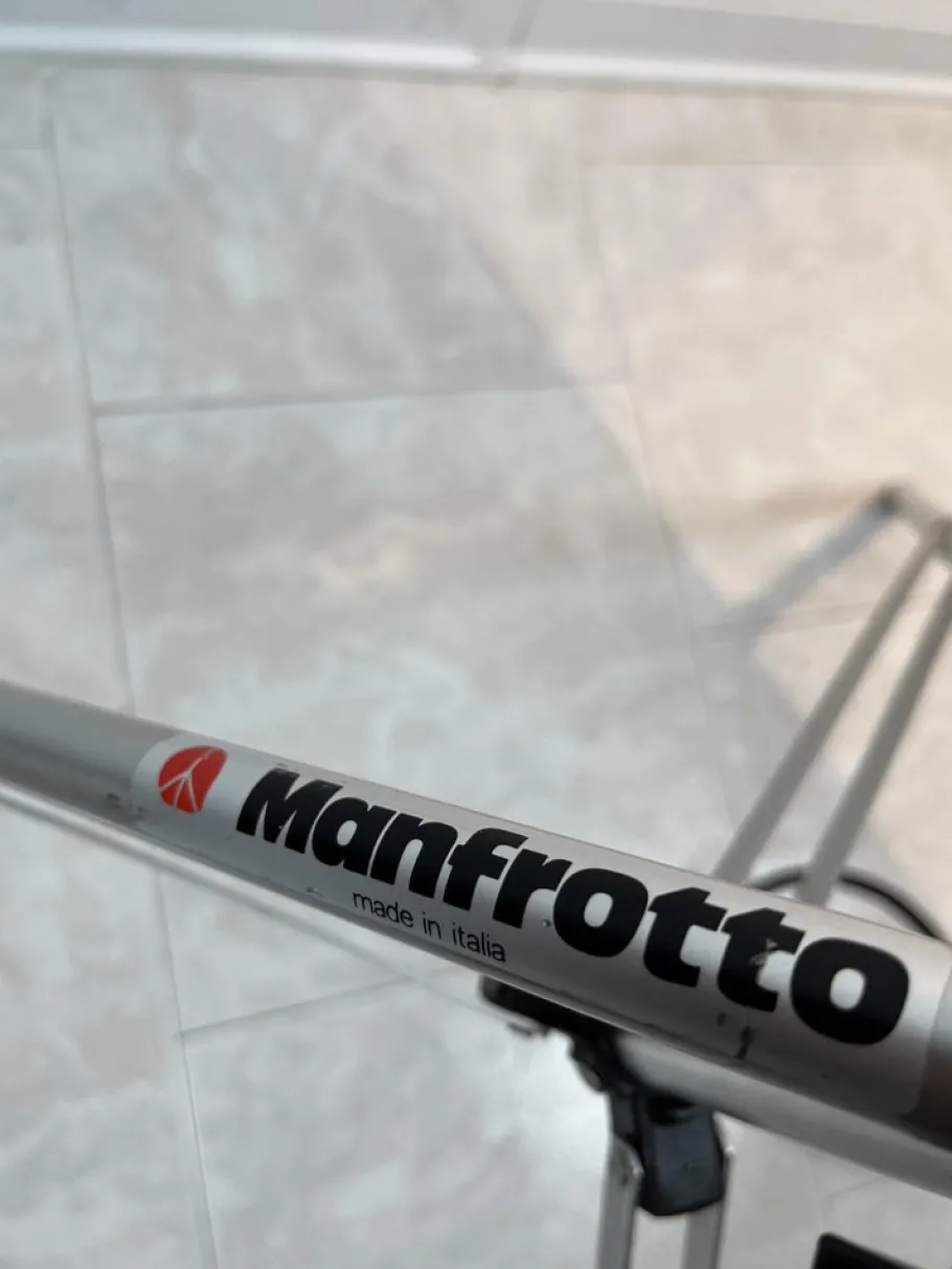 Hot Pamono Vintage Italian Lamp in Glossy Aluminum, 1980s