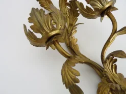 Sale Pamono Vintage Italian Wall Light in Gilded Wood, 1970s