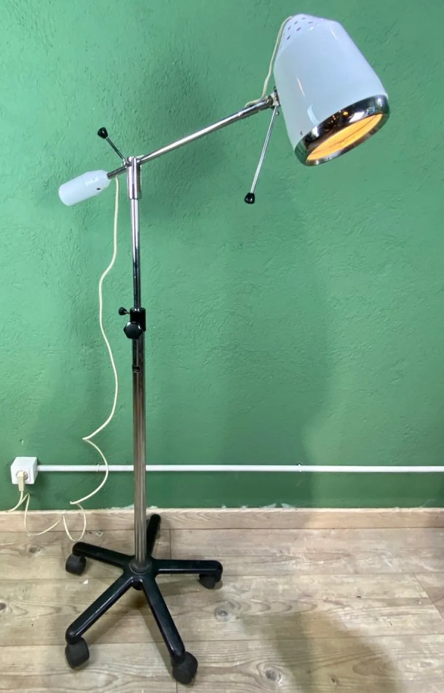 Online Pamono Vintage Medical Floor Lamp