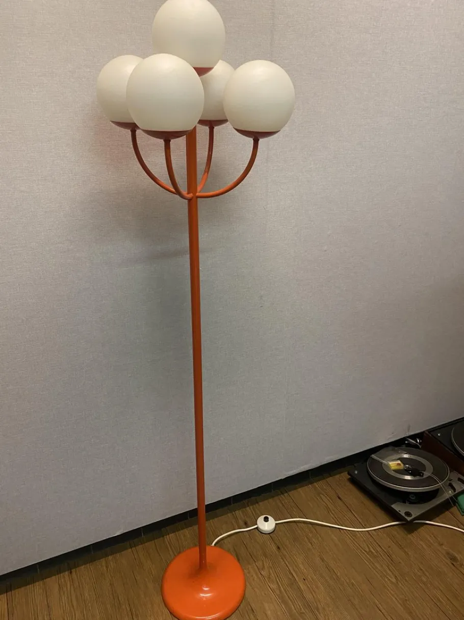 Sale Pamono Vintage Metal Floor Lamp in Orange from Kaiser Idell / Kaiser Leuchten, 1960s