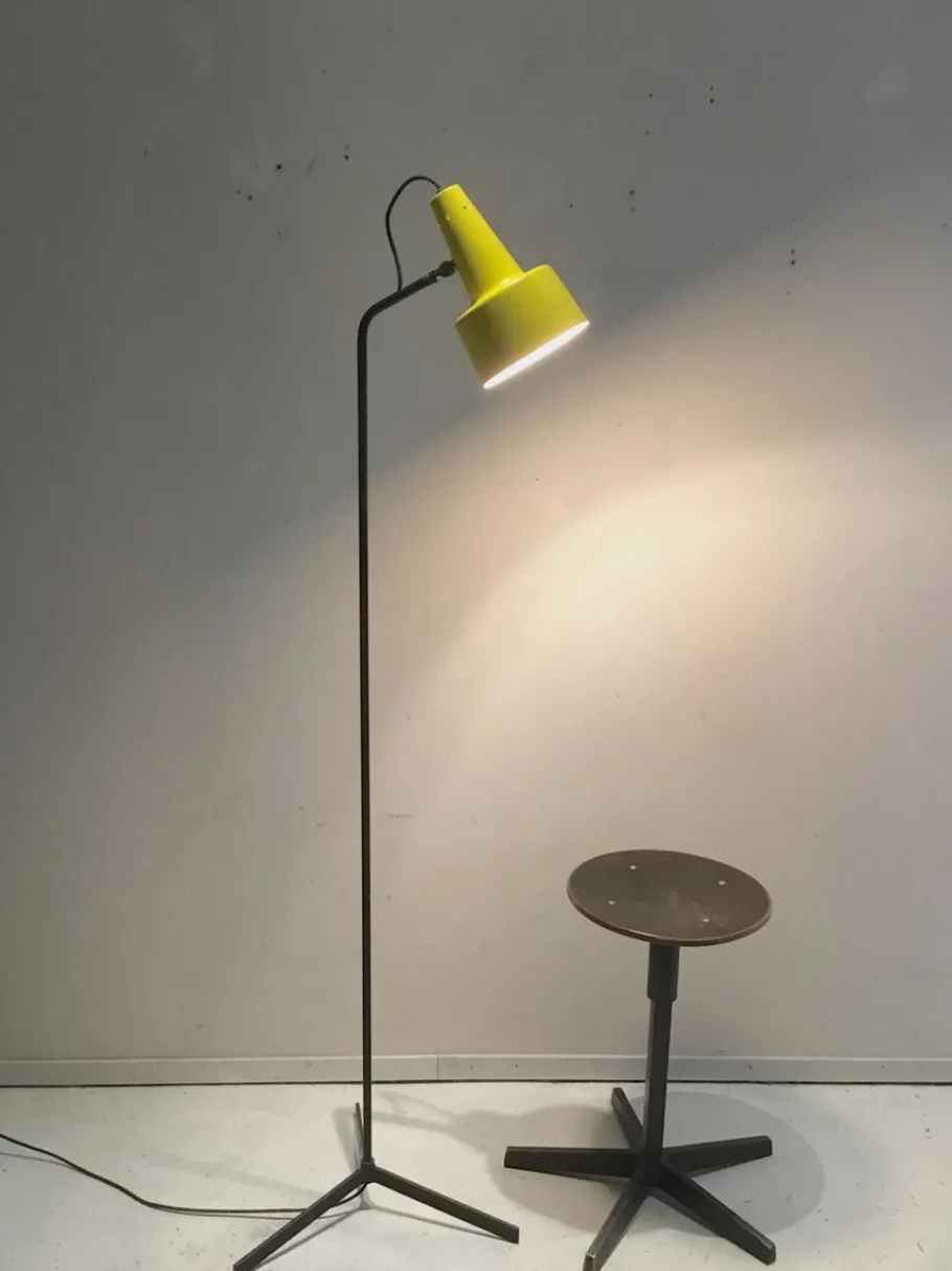 Outlet Pamono Vintage Model F21 Floor Lamp by Floris Fiedeldij for Artimeta