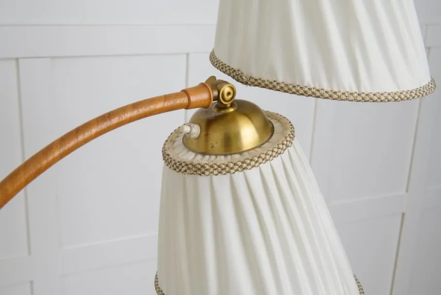 Outlet Pamono Vintage Modern Scandinavian Swedish Floor Lamp with Three Light Sources, 1940s