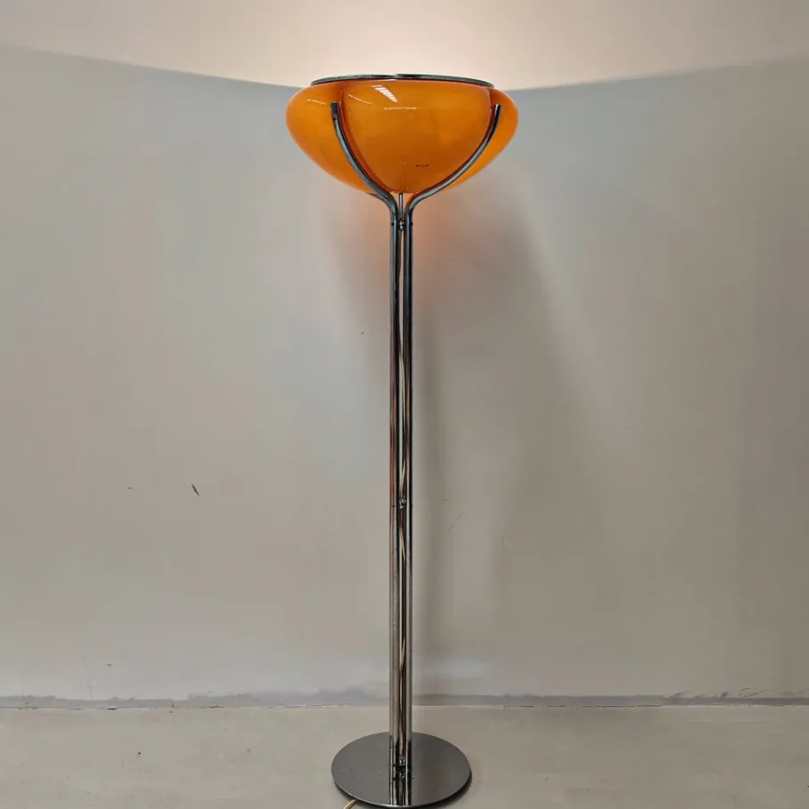 Sale Pamono Vintage Space Age Floor Lamp by Gae Aulenti for Guzzini, 1970s