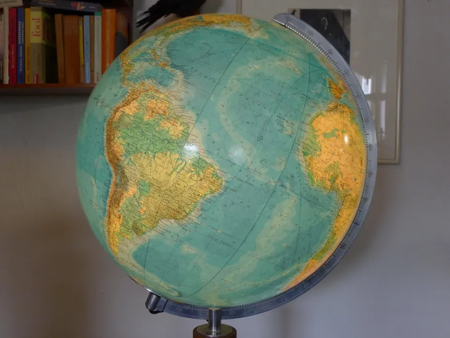 New Pamono Vintage Teak Globe from Columbus Oestergaard