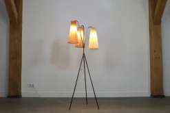 Outlet Pamono Vintage Tripod Floor Lamp in Brass & Plisse, 1950s