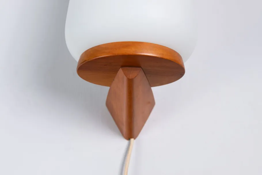 Sale Pamono Wall Lamp with Opal Glass Shade on Wooden Base from Philips