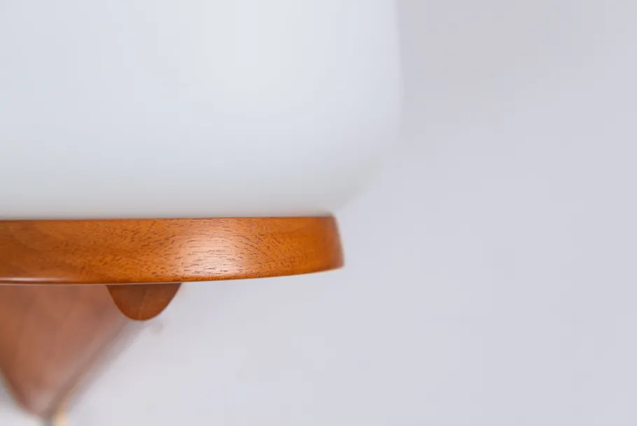 Sale Pamono Wall Lamp with Opal Glass Shade on Wooden Base from Philips